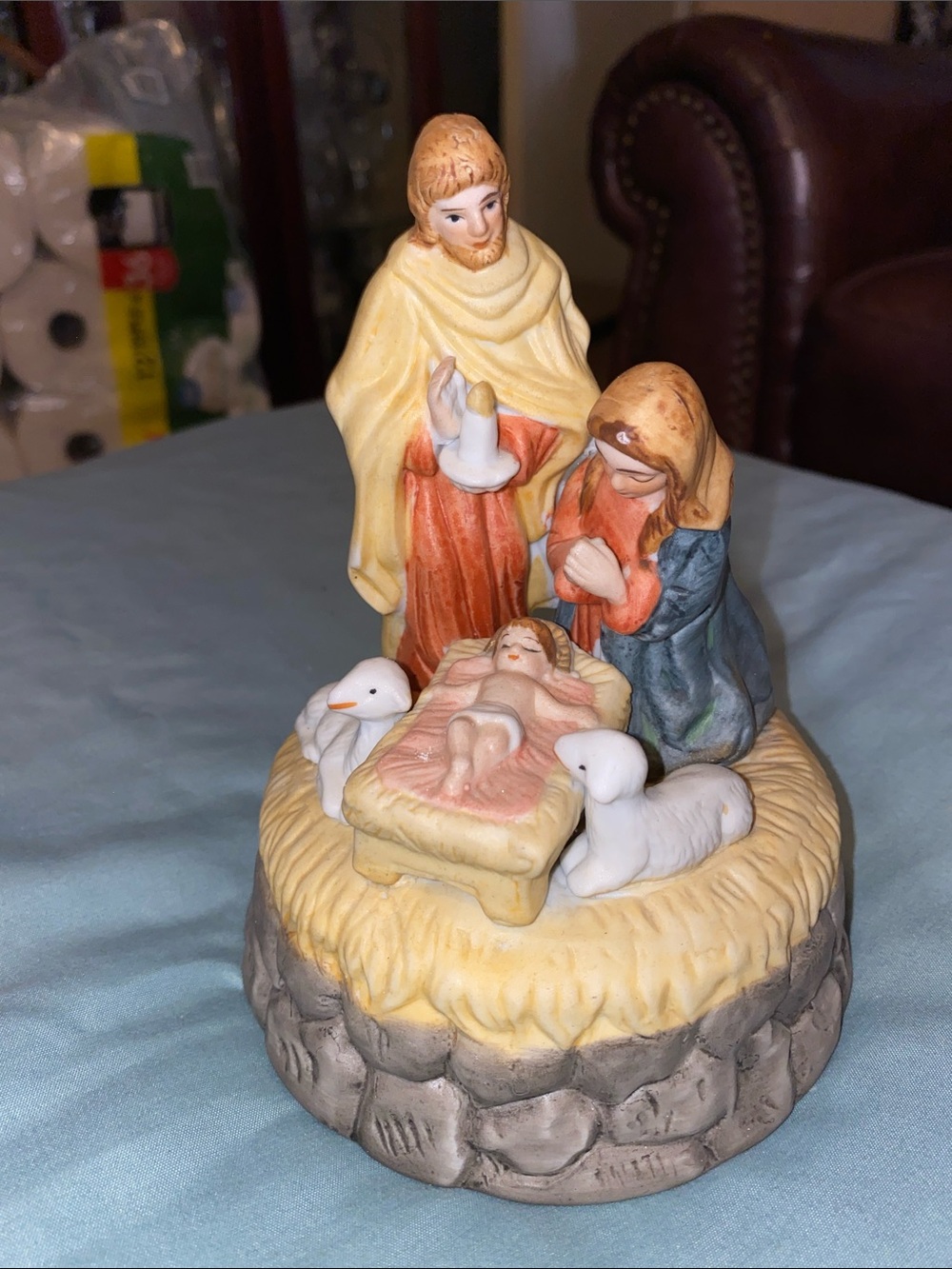 Vintage Music Box Nativity Porcelain Silent Night